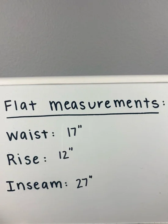 Women’s Camo Ankle Pants - Picture 9 of 9